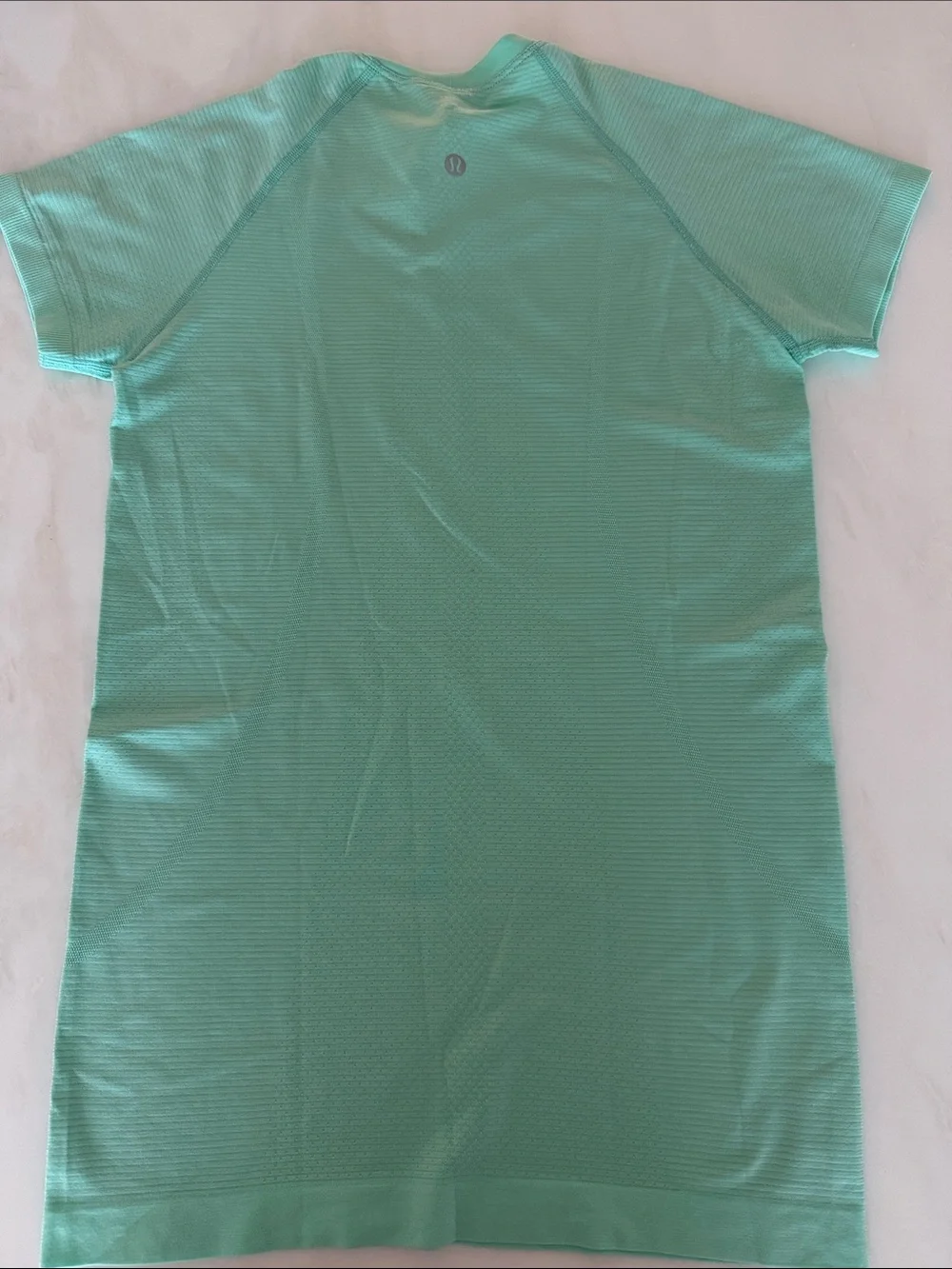 Lululemon Swiftly Tech Short Sleeve Hip Length - Wild Mint Size 6